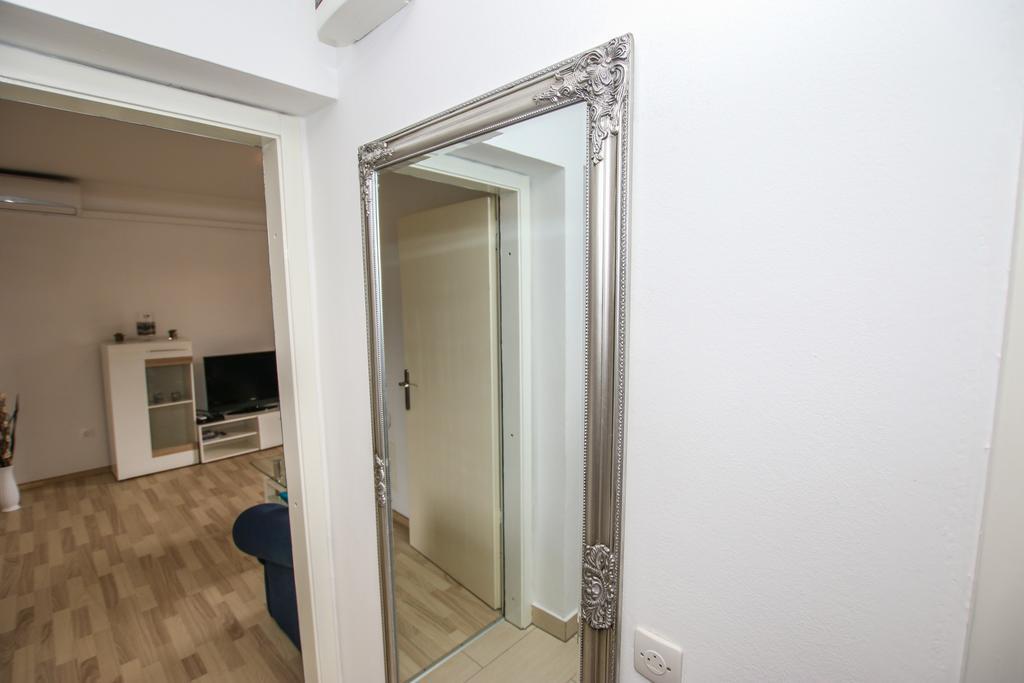 פורץ Apartment Bojan מראה חיצוני תמונה
