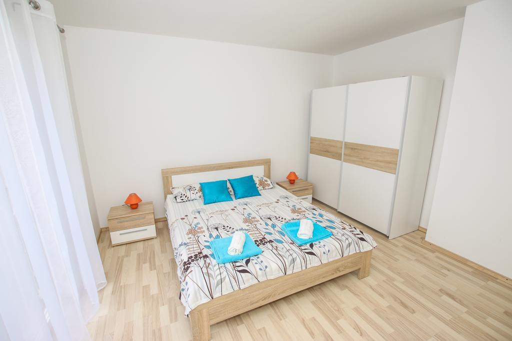 פורץ Apartment Bojan מראה חיצוני תמונה